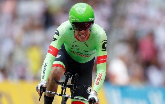 El ciclista antioqueño de 30 años, se posicionó como sub campeón virtual del Tour de Francia 2017. FOTO REUTERS