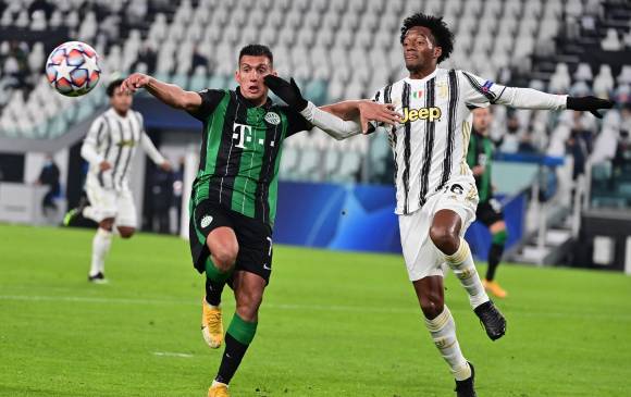 Juan Guillermo Cuadrado sigue de titular en la Juventus. FOTO AFP