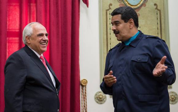 El Secretario General de Unasur, Ernerso Samper, se reunió con varios cancilleres en Uruguay. FOTO AFP