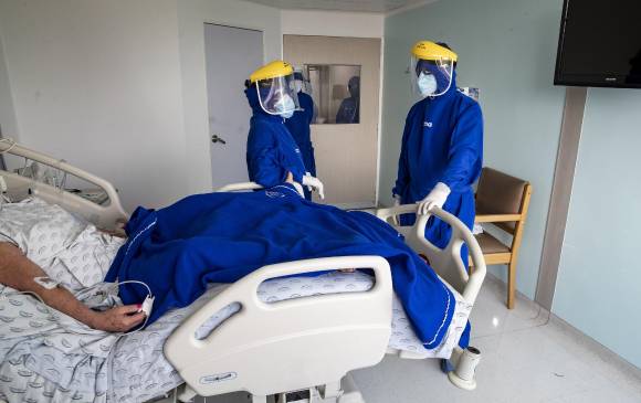 Una de las preocupaciones en el sistema de salud es la necesidad de más personal especializado para atender las UCI. FOTO ESTEBAN VANEGAS