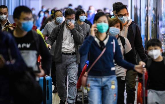 Imagen de la estación MTR Lo Wu en Hong Kong horas antes del cierre del cruce fronterizo en dicho lugar. FOTO AFP