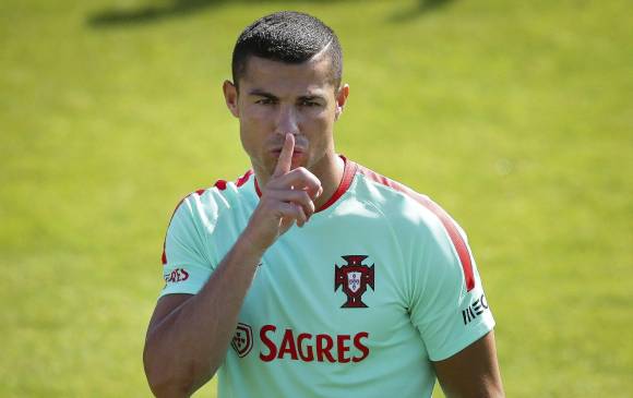 Cristiano Ronaldo con el uniforme de la Selección de Portugal. FOTO EFE