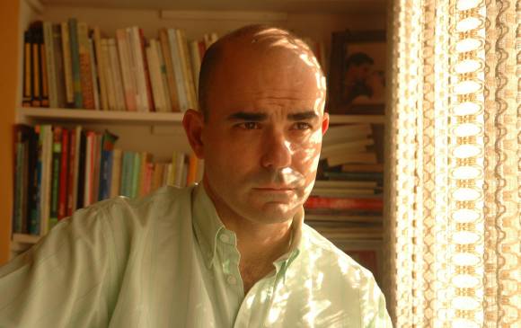 Eduardo Sacheri es reconocido en Latinoamérica por ser uno de los autores más reconocidos del momento en cuentos de fútbol. FOTO CORTESÍA DIEGO SANDSTEDE