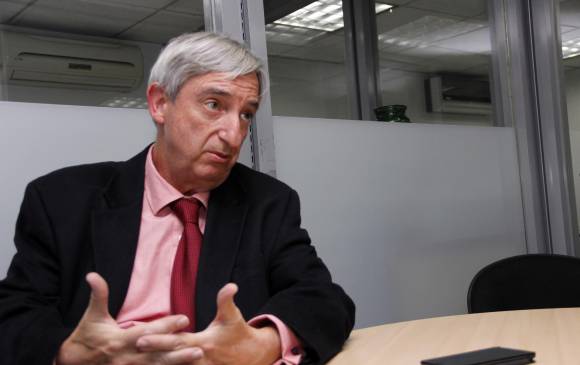 El cónsul general de España en Colombia, Rafael Dezcallar, dijo que en la mitad del 2015 los colombianos viajarán a la UE sin visa. Foto: Colprensa