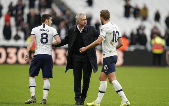 Mourinho debuta en el Tottenham con triunfo, el Liverpool no falla. Foto: EFE