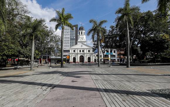 Parque principal de Itagüí, donde habrá Ley Seca este fin de semana. FOTO JAIME PÉREZ MUNÉVAR