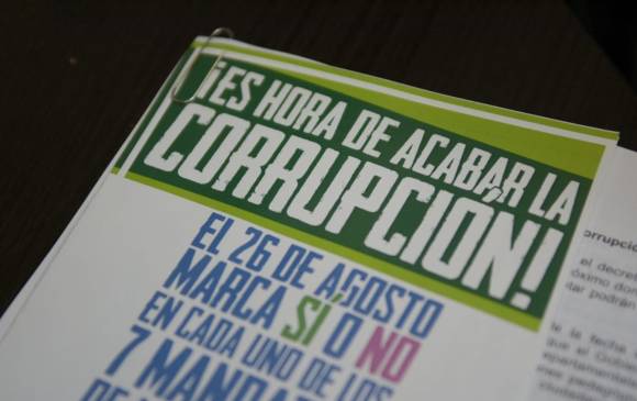 Según el senador Iván Cepeda, el umbral para la consulta debió ser de 11.247.723 votos. FOTO COLPRENSA