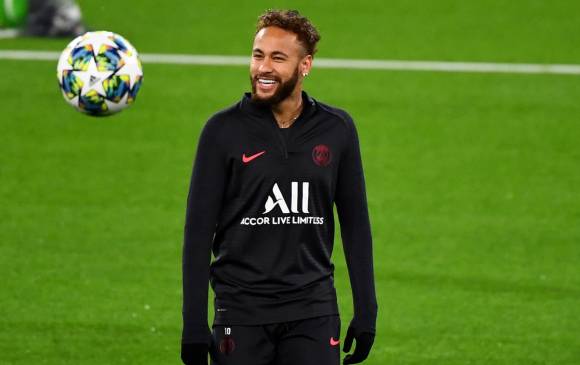El paso de Neymar al PSG es uno de los grandes y costosos fichajes de los últimos tiempos en el fútbol internacional. FOTO AFP
