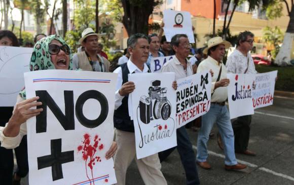 El crimen del fotógrafo Rubén Espinosa y cuatro mujeres ha sacudido al gremio periodístico. FOTO AFP