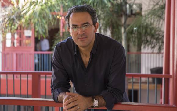 La forma de las ruinas, escrito por Vásquez, fue traducido al inglés por Anne McLean, también finalista del premio. Foto: Edwin Bustamante.