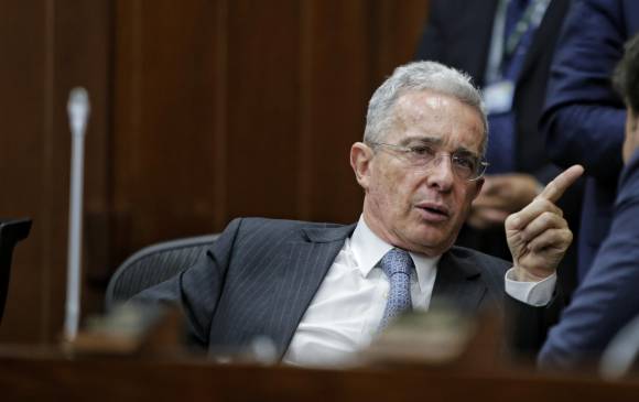 Uribe anunció la presentación de un proyecto de ley que reforma la jornada laboral. Foto: Colprensa