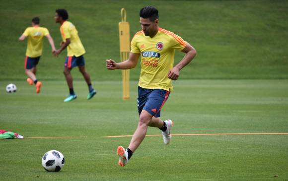 Además de James Rodríguez, Radamel Falcao García lidera a esta generación del fútbol colombiano que se encuentra a pocos días de encarar el sexto Mundial para nuestro país. FOTO cortesía FCF