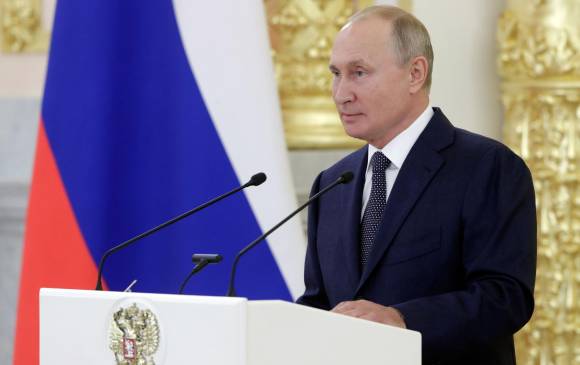 El presidente ruso, Vladímir Putin, ha sido propuesto para el Premio Nobel de la Paz de 2021, galardón al que también aspira el mandatario estadounidense, Donald Trump, anunció hoy el escritor Serguéi Komkov. Foto: AFP