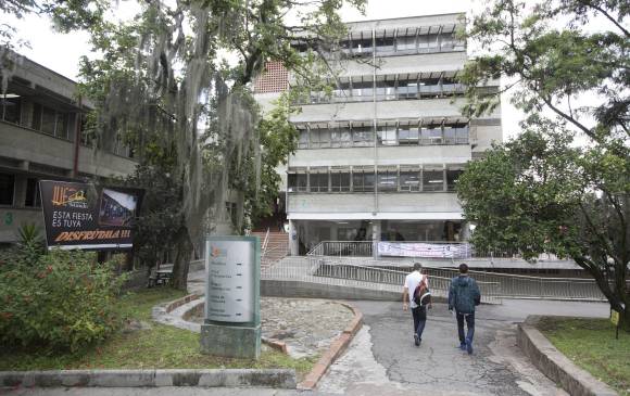 La Institución Universitaria de Envigado espera vincular más estudiantes al centro de conciliación. FOTO Edwin Bustamante
