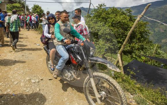 Presunto líder de disidencia aún recibe beneficios de desmovilizado
