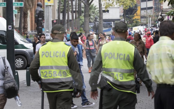 Según el alcalde de Medellín, Federico Gutiérrez, por la inseguridad en la ciudad, el riesgo de que un exintegrante de la guerrilla sea reclutado por otro grupo ilegal es grande. FOTO Donaldo Zuluaga