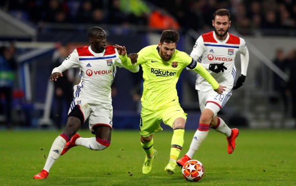Barcelona jugó con su esencia ante un Lyon joven, que juega sin miedos y es capaz de ponerle las cosas difíciles a cualquier rival. FOTO EFE
