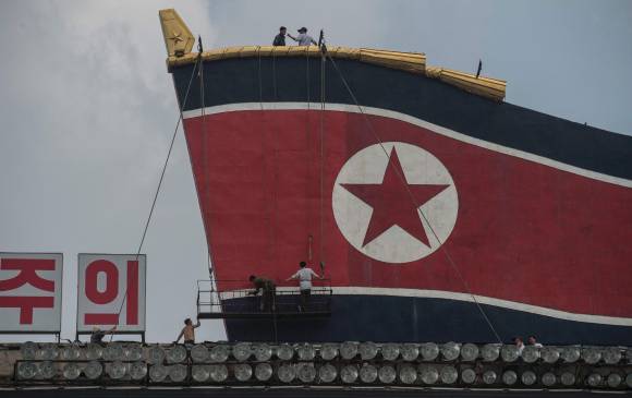 La investigación de Cha encontró que en el paso fronterizo de Dandong, la disminución de mercancias rumbo a Corea del Norte, entre marzo de 2015 y febrero de 2016, es evidente. FOTOS afp y csis