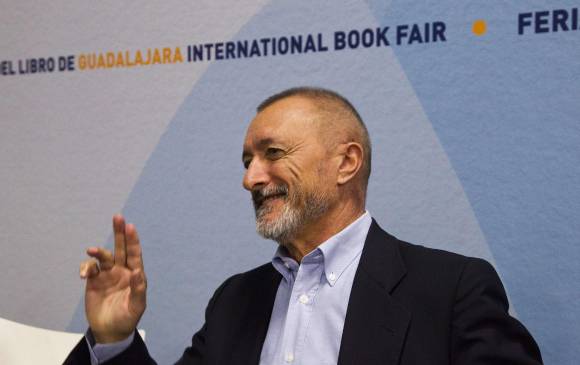 Arturo Pérez-Reverte presentó en México su adaptación de “El ingenioso hidalgo don Quijote de la Mancha” que le encargó la Real Academia Española. FOTO AFP