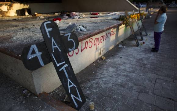 Aunque el Gobierno mexicano dio explicaciones del fatal destino de los estudiantes, los padres siguen sin creer la versión oficial. FOTO AP