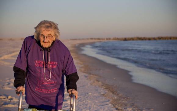 Ruby Holt está próxima a cumplir 101 años. FOTO AP