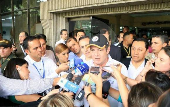 El vicepresidente se ha dedicado a recuperar la movilidad de su pierna derecha que se vio afectada luego de la cirugía. FOTO archivo 