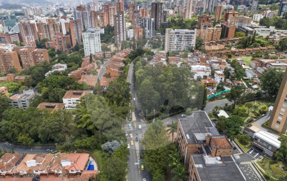 La ampliación de la Avenida 34 duplicará la capacidad de la conexión vial entre La Aguacatala y Las Palmas. FOTO: ESTEBAN VANEGAS