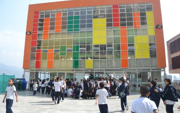 Por ahora, la Institución Educativa Adelaida Correa, presta espacios transitorios para desarrollar actividades de la Zona Franca de Educación e Innovación. FOTO cortesía alcaldía de sabaneta