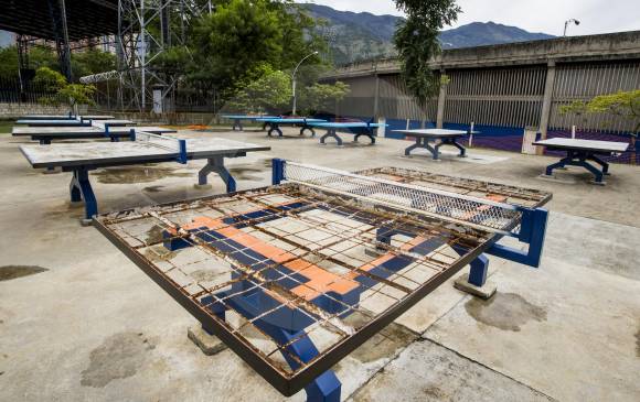 Zona de tenis de mesa del Tulio Ospina