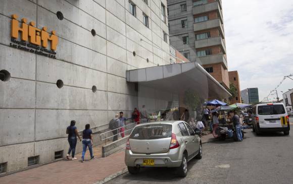 Voceros del Hospital General denuncian que la congestión dificulta la atención en caso de un evento grave. FOTOS Edwin bustamante