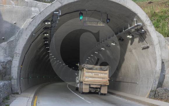 Túnel en Primavera-Peaje de contrato anterior a Pacífico 1.
