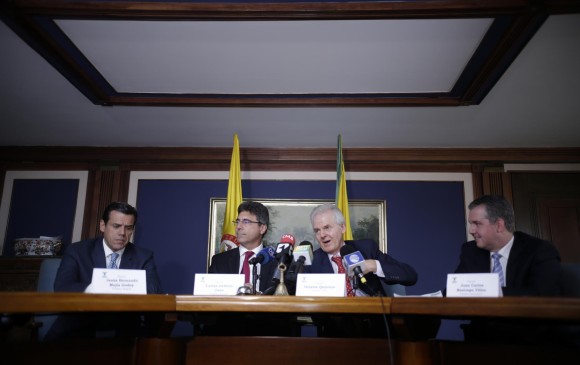 Junta directiva de Fenalco para anunciar al nuevo presidente del gremio. foto: Colprensa