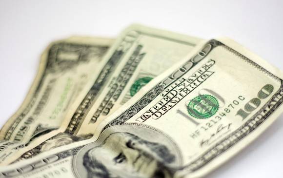 El precio máximo que tocó la divisa ayer fue de $2.800 mientras que el mínimo fue de $2.759,15. FOTO COLPRENSA 