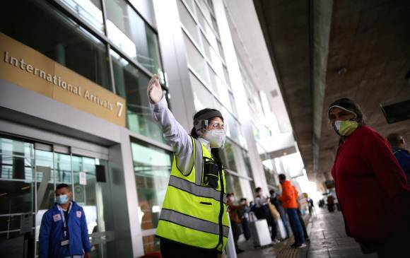 Los aeropuertos El Dorado, de Bogotá, y José María Córdova, que sirve a Medellín, reactivarán vuelos internacionales desde el 21 de septiembre. FOTO COLPRENSA