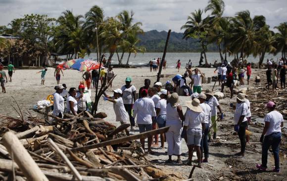 El mar de Urabá es el segundo más extenso del país, pero lo azotan la erosión y los sedimentos. FOTO Julio César Herrera