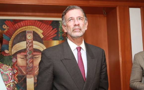 Gobernador del Atlántico propone en La Habana descentralizar el Estado
