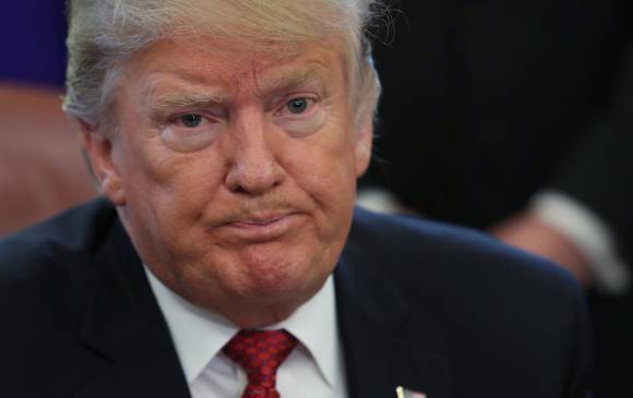 Donald Trump, presidente de Estados Unidos, anuncia que su país se retira del tratado sobre armas nucleares con Rusia. Foto: Reuters