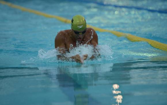 Carlos Mahecha es uno de los deportistas laureados por Antioquia en los Juegos Universitarios que se desarrollan en Boyacá. FOTO cortesía-liga de natación