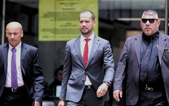El abogado de Cadena dijo al juez que su cliente y Salazar entregaron dinero por empresas de giros y tienen todos los soportes, razón por la cual no habría nada ilegal. FOTO colprensa 
