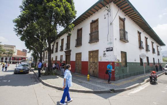 La Casa Consistorial de Caldas fue una de las primeras casas del Parque.