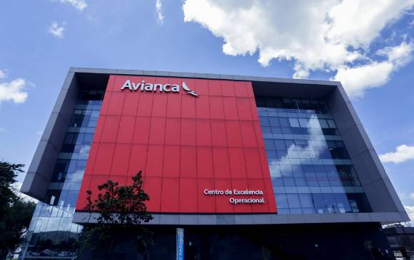Las empresas vinculadas a Avianca Holdings transportaron 2,4 millones de pasajeros a noviembre FOTO COLPRENSA