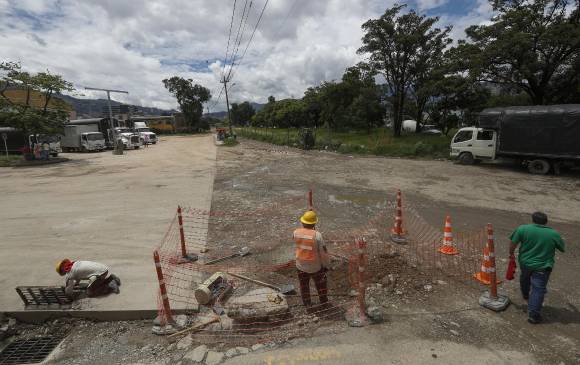 La Vía Distribuidora le sumará tres carriles a la avenida Regional en el sur.
