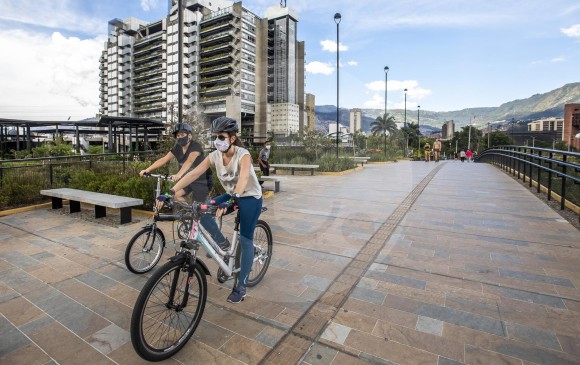 En Medellín y el Valle de Aburrá seguirá el horario de 2:00 a 3:00 de la tarde para hacer ejercicio, con medidas de protección, en medio de la cuarentena. FOTO Carlos Velásquez
