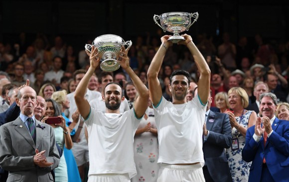 Los colombianos Juan Sebastián Cabal y Robert Farah son los actuales campeones de Wimbledon en dobles. FOTO AFP