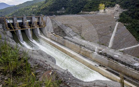 Vertedero y presa de Hidroituango en septiembre de 2019. FOTO JUAN ANTONIO SÁNCHEZ