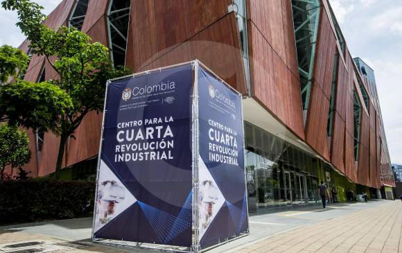 El 30 de abril de 2019 abrió sus puertas el Centro para la Cuarta Revolución Industrial, en Medellín. FOTO júlio césar herrera