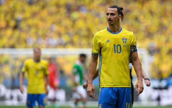 Zlatan Ibrahimovic se sometería a exámenes médicos con el United tras su participación en la Eurocopa. FOTO AFP