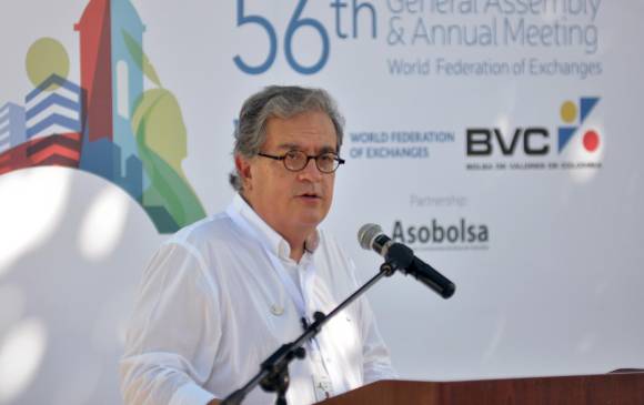 Gerardo Hernández, superintendente Financiero, llamó a inversionistas a saber en qué productos ponen su plata. FOTO Cortesía BVC