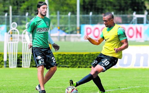Sebastián Pérez y Miller Mosquera, jugadores de Nacional. El primero confía en buscar con Colombia el cupo para los Juegos Olímpicos de Río de Janeiro-2016, pero antes quiere aportarle a su club. FOTO Juan Antonio Sánchez
