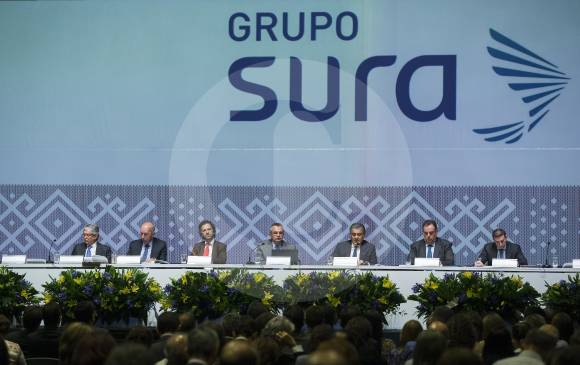 Asamblea del Grupo Sura en Plaza Mayor. FOTO JAIME PÉREZ MUNÉVAR